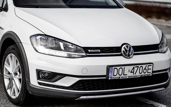 Volkswagen Golf cena 95900 przebieg: 131000, rok produkcji 2020 z Oleśnica małe 232